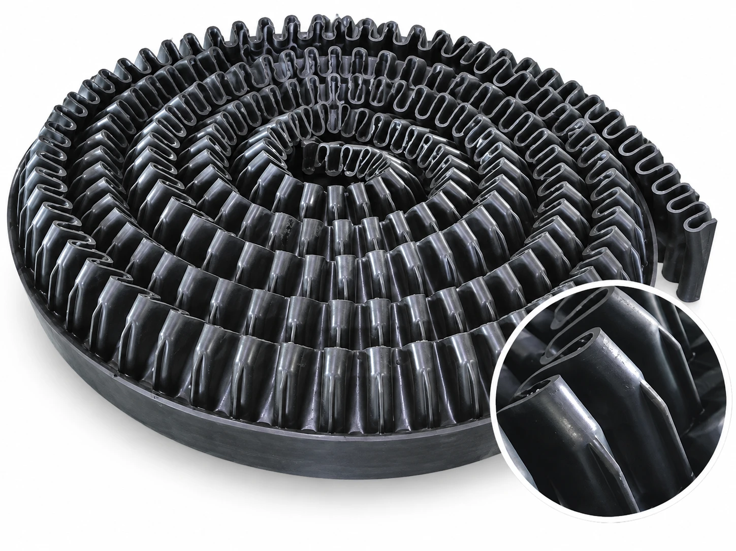 Bobina de aba lateral em forma de onda para correias filtrantes de borracha